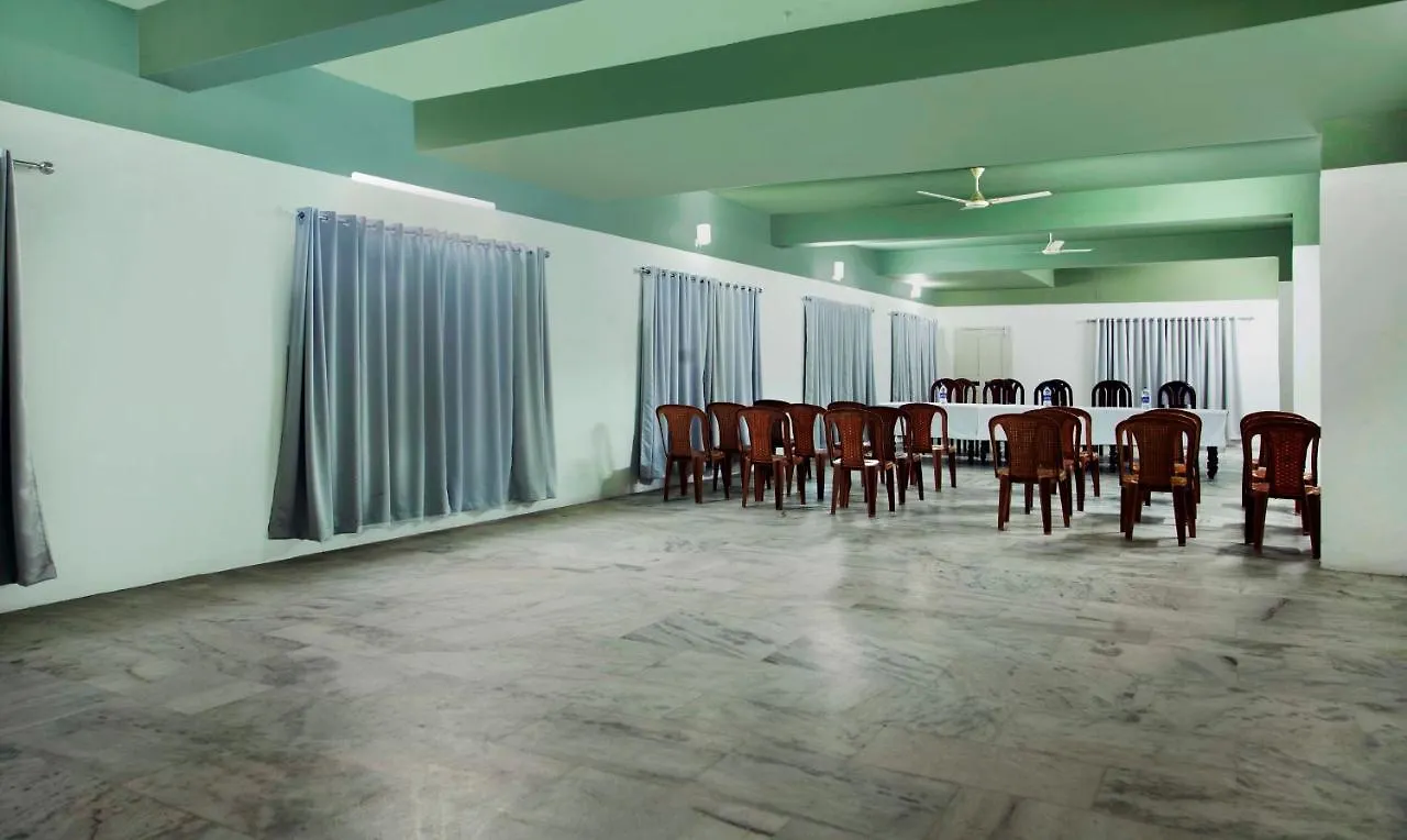 ***  Treebo Kumily Gate Thekkady, Periyar National Park Hotel India